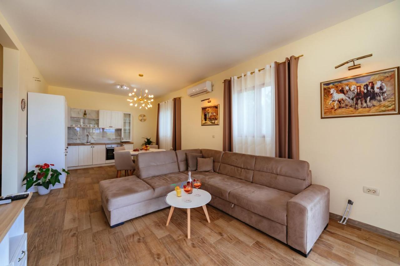 Holiday Home Sea Petrovac 外观 照片