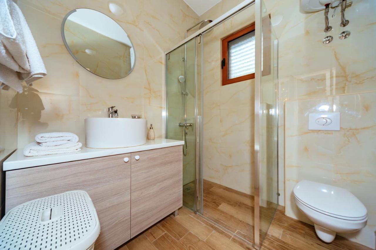 Holiday Home Sea Petrovac 外观 照片