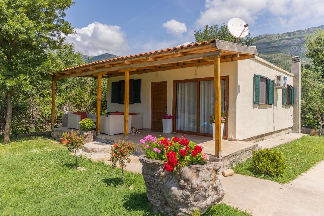 Holiday Home Sea Petrovac 外观 照片
