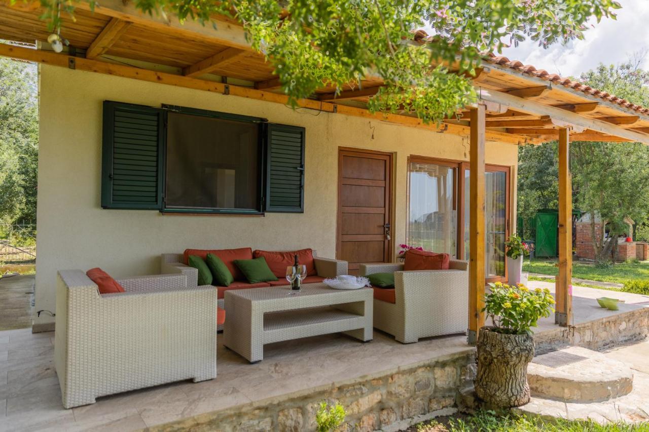 Holiday Home Sea Petrovac 外观 照片